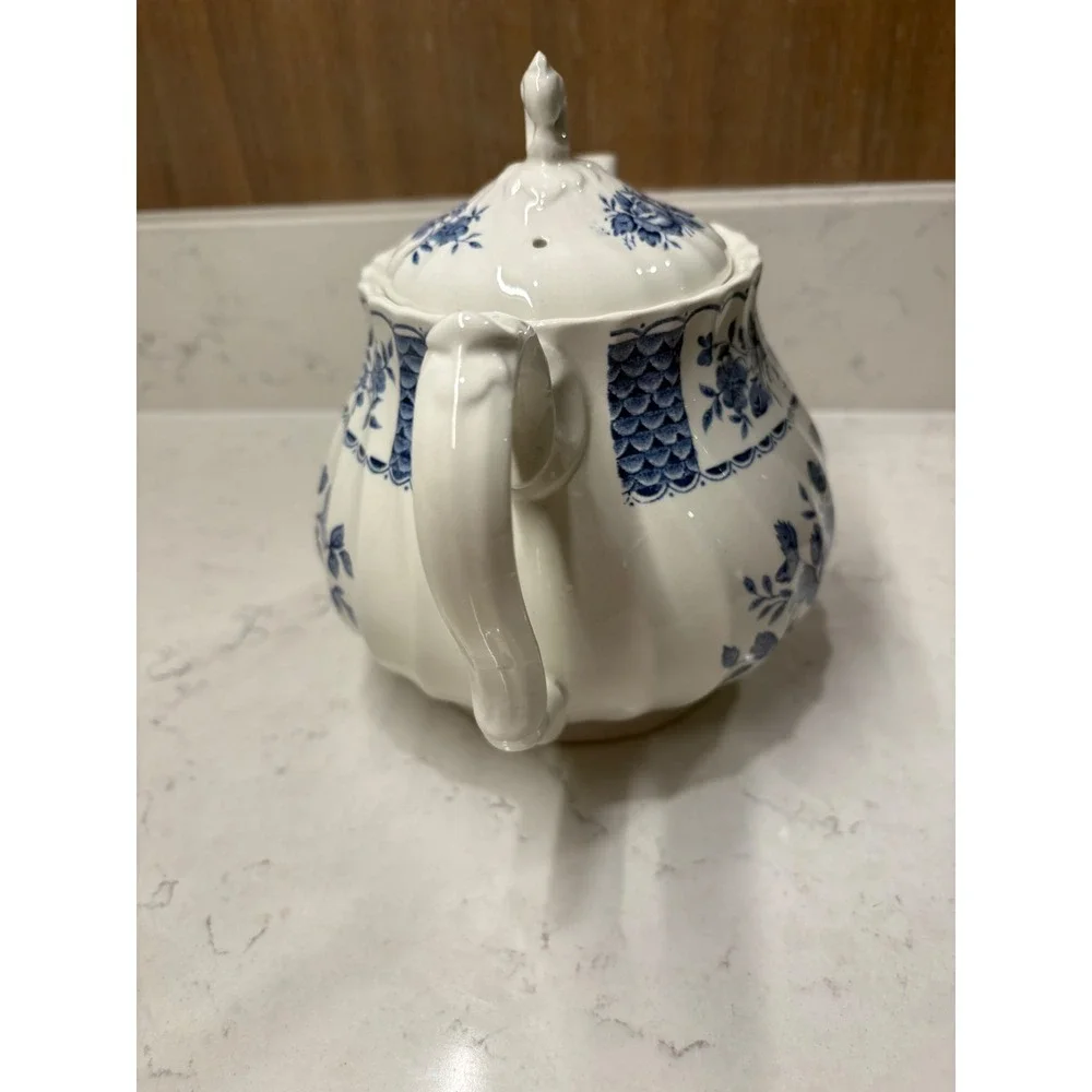Vtg Myott Melody Teapot Blue White Floral Fine Ironstone Staffordshire England